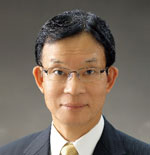 Senior Research Fellow Takashi Matsuoka